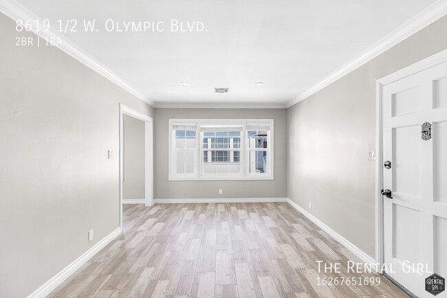 Building Photo - PICO-ROBERTSON 2 BR/1BA CORNER UPPER UNIT ...