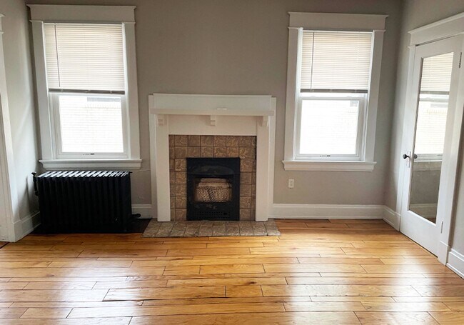 Building Photo - 3027 Clifton Ave