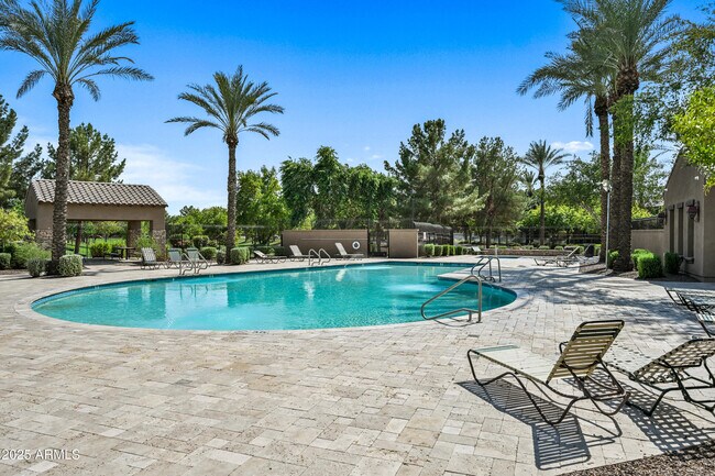 Foto del edificio - 839 S Adam Wy