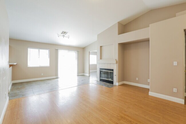 Building Photo - 9099 Lava Bluff Ct