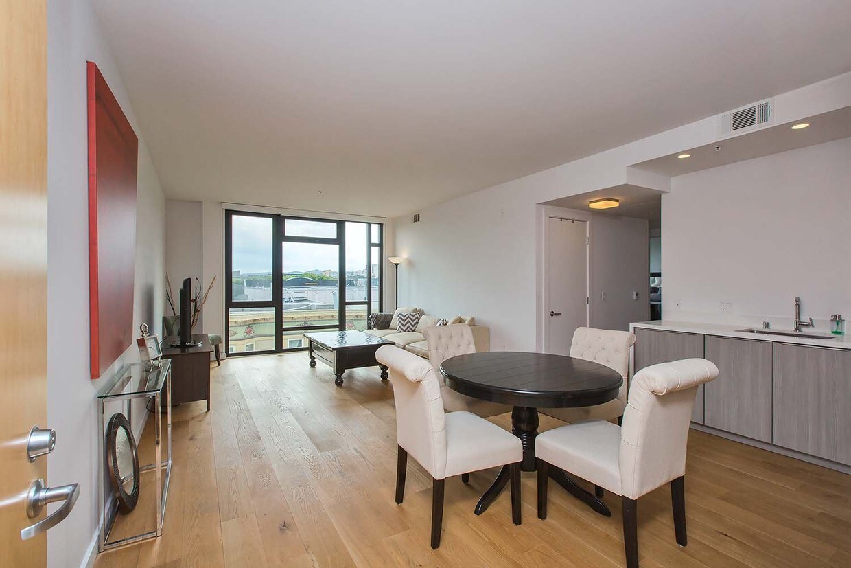 Foto principal - 300 Ivy St