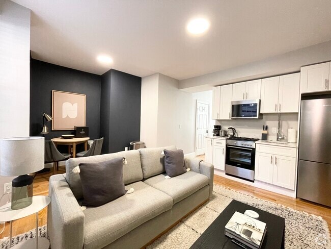 Building Photo - 12 Derne St