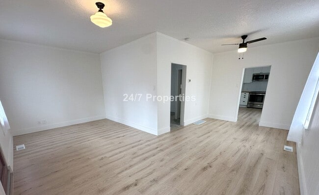 Building Photo - Quintessential Portland Living: Renovated ...