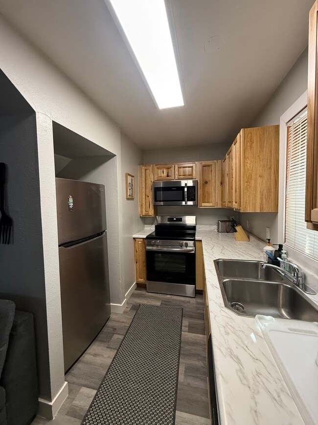 Building Photo - 2803 Wilson St