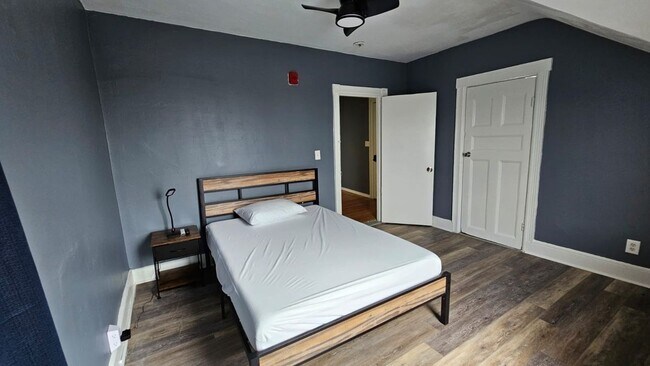 Foto del edificio - 964 Atwells Ave