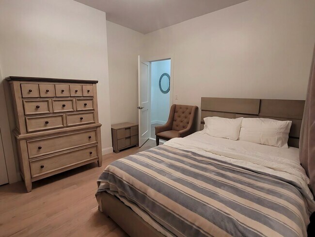 Foto del edificio - 3 Bedroom cozy apartment in Brooklyn