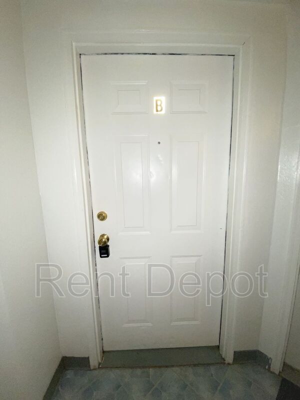 Foto del edificio - 220 E Delaware St