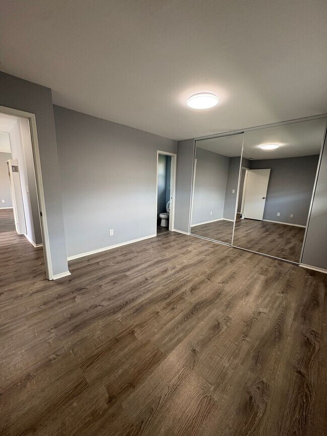 Foto del edificio - 425 Plum St