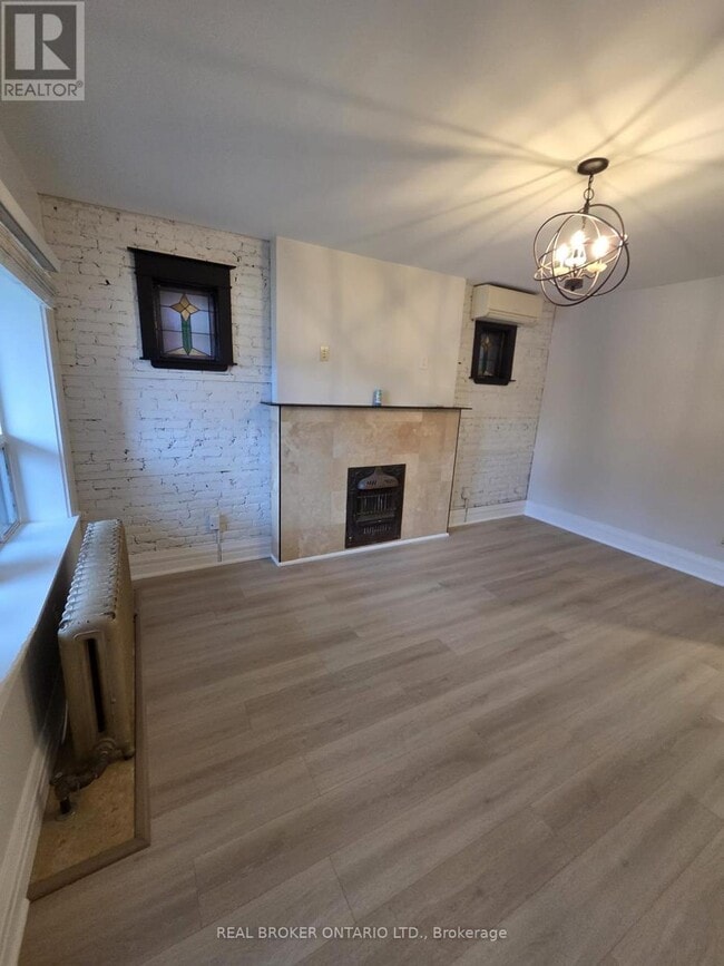 Building Photo - 479 Aberdeen Ave