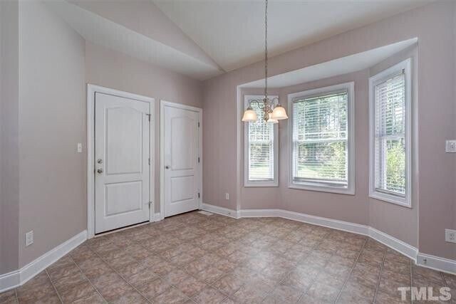 Building Photo - $500 Rent Incentive!!!