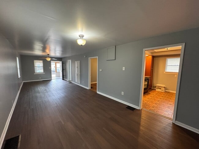 Building Photo - Bean Creek 3 Bedroom 2 Bath