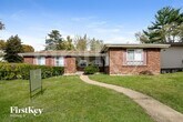 Foto principal - 2571 Burchard Dr
