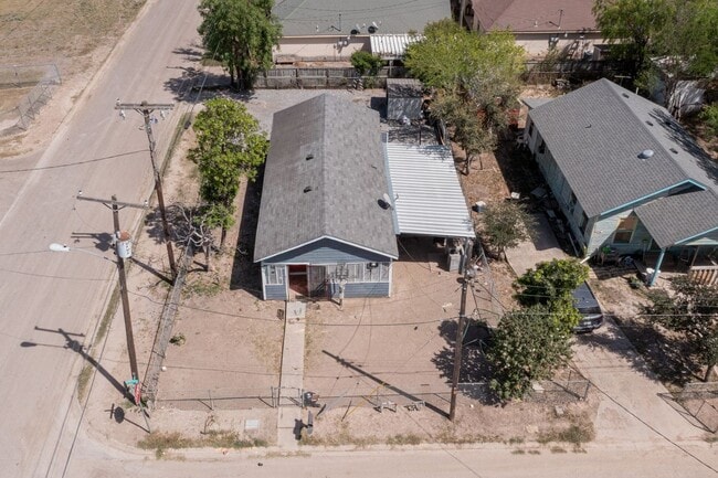 Foto del edificio - 3527 Beatty St