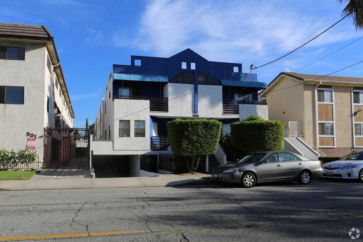 Foto del edificio - 907 E Lomita Ave