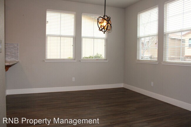 Foto del edificio - 3 br, 2.5 bath House - 207 Rochdale Street