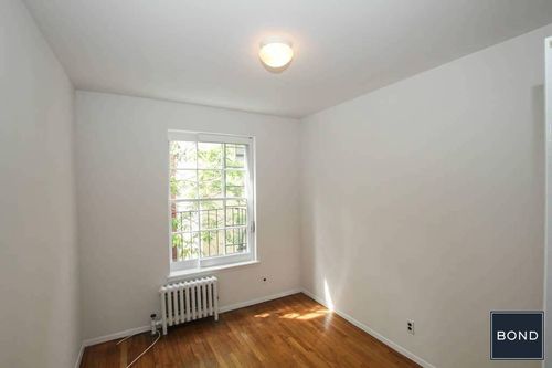 Building Photo - 316 E 92nd St