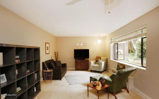 Foto del edificio - 505 Cherry St SE