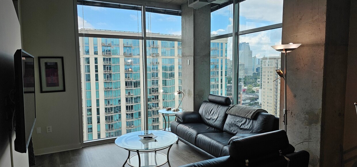 Photo - 250 Pharr Rd NE (Atlanta, GA)