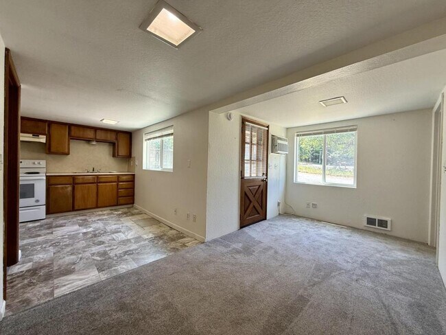 Foto del edificio - 8290 Rogue River Hwy