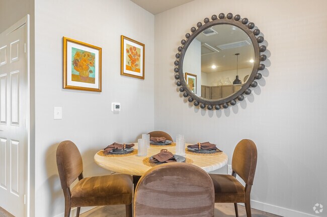 1 dormitorio, 1 baño - 707 pies cuadrados - Comedor - Palomino Pointe