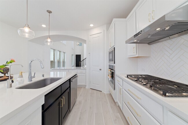 Foto del edificio - 925 Crystal Bnd Ln