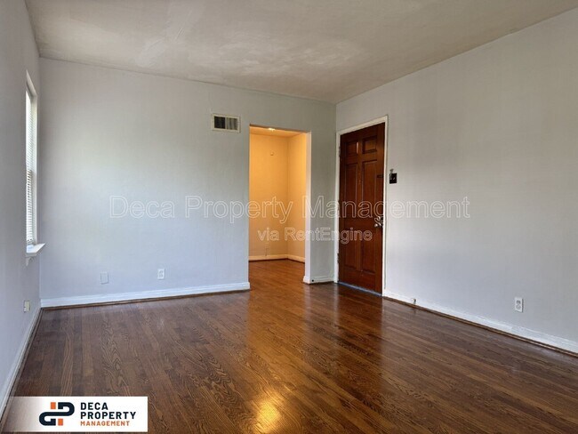 Foto del edificio - 7315 Pasadena Blvd