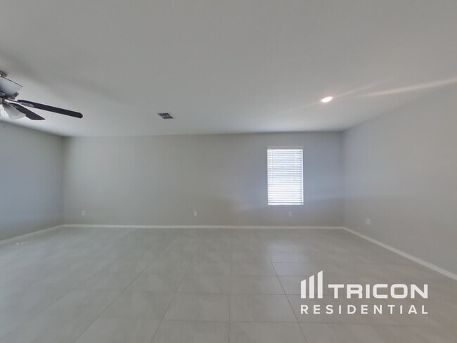 Building Photo - 11859 Mancos Trl