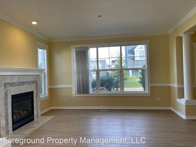 Building Photo - 4 br, 2.5 bath House - 1447 NE Katsura St