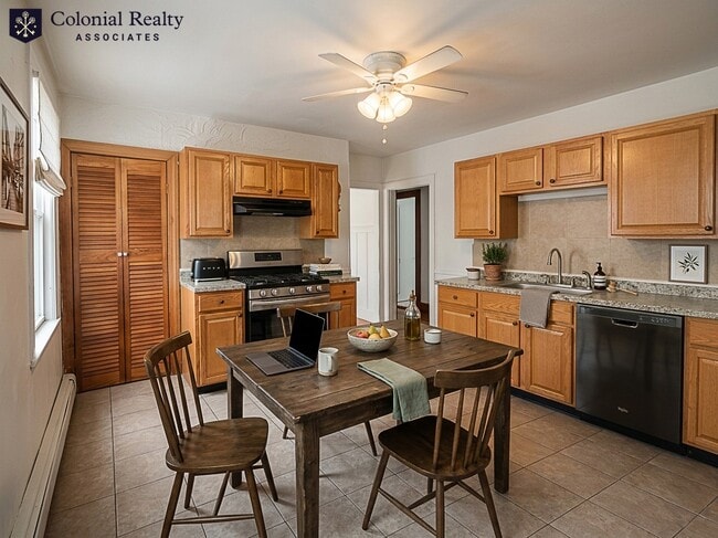 Photo - 94 Boylston St Apartment