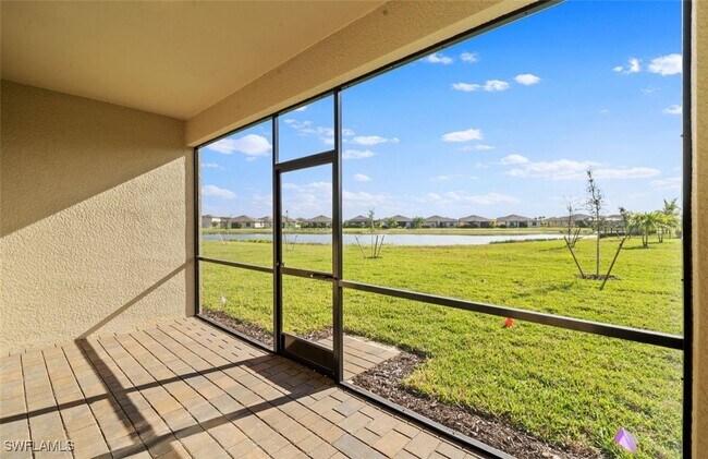 Foto del edificio - 15059 Palamos Cir