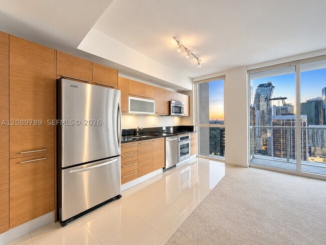Foto del edificio - 244 Biscayne Blvd