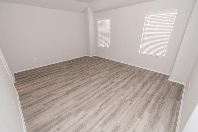 Building Photo - Alamosa Springs - 5730 Paseo Place, Bryan,...