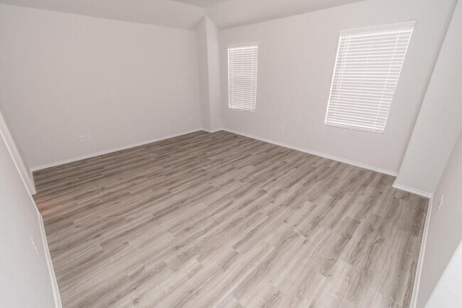 Foto del edificio - Alamosa Springs - 5730 Paseo Place, Bryan,...