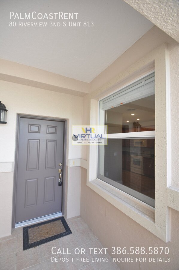 Building Photo - Condo, located in desirable gated communit...