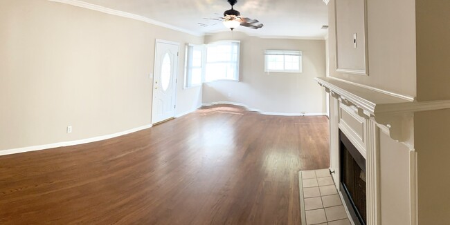 living room - 1121 9th St