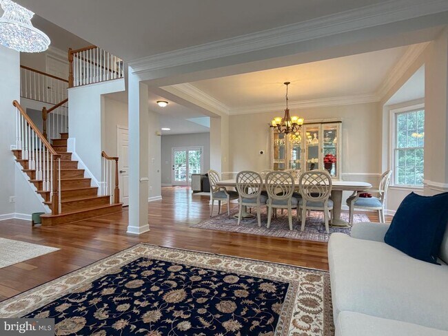 Foto del edificio - 13353 Horsepen Woods Ln