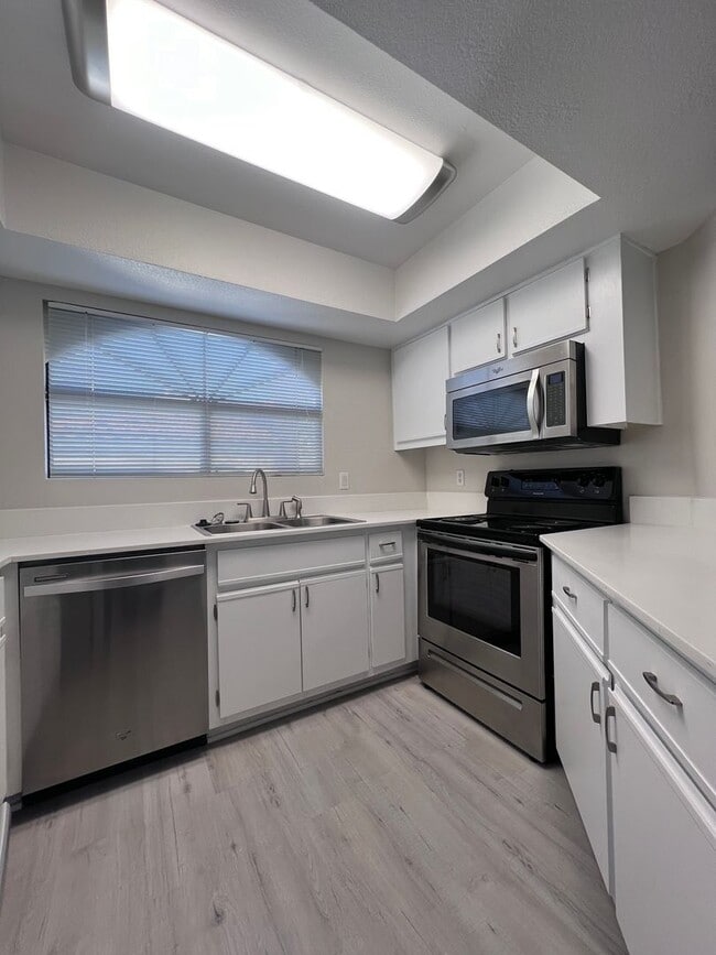 Building Photo - 8455 W Sahara Ave
