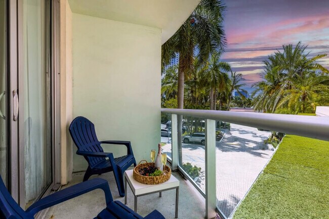 Building Photo - 3901 S Ocean Dr