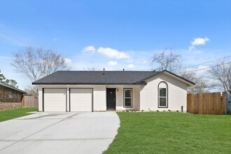 Building Photo - 3214 White Sail