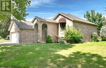 Building Photo - 938 Imperial Crescent