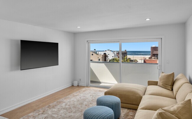 Building Photo - 404 Hermosa Ave