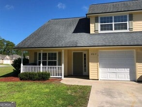 Building Photo - 303 Gary Cir