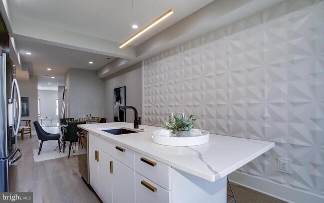 Foto del edificio - 1615 6th St NW