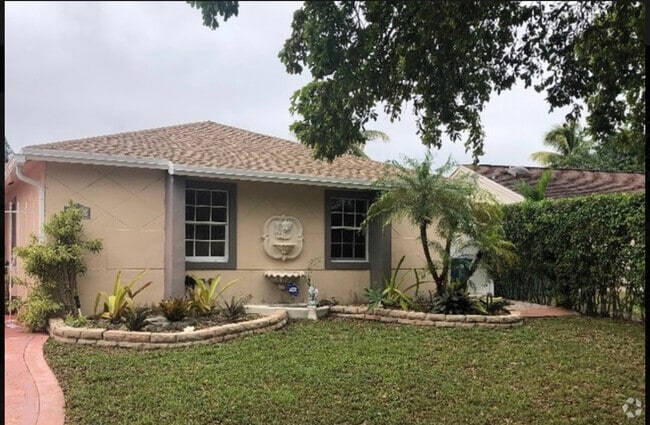 Building Photo - 19400 NW 62nd Pl