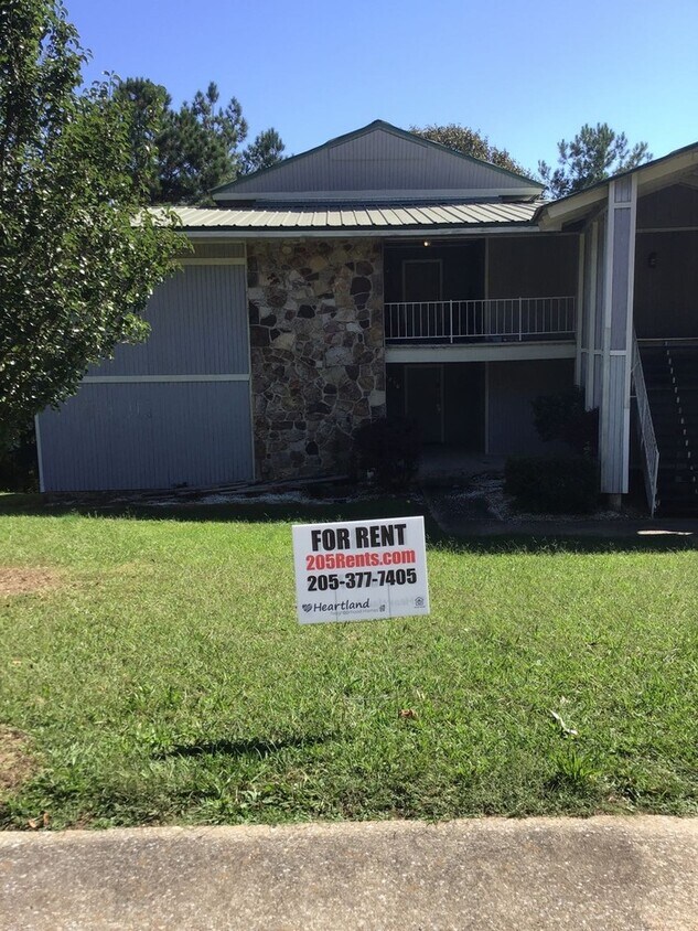 Primary Photo - Newly Remodeled Smart Home. Self-Tour Today!