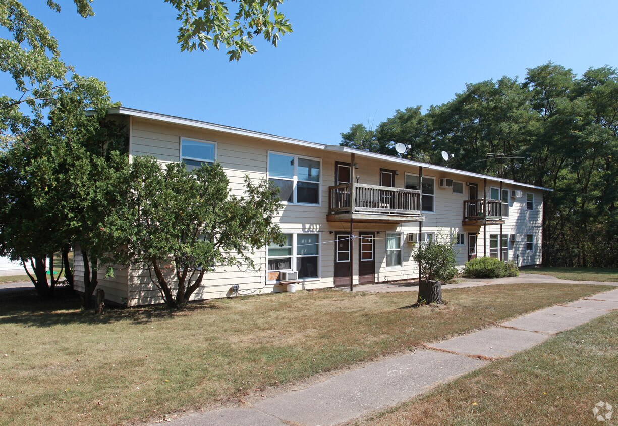 533547 Marshall Rd, New Richmond, WI 54017 Apartments in New