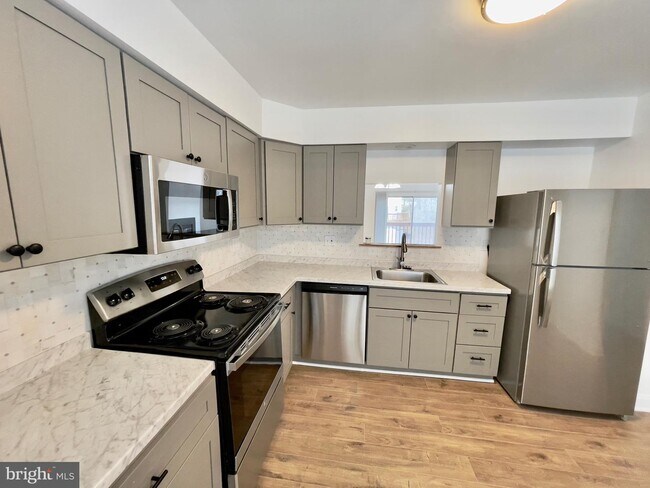 Building Photo - 11732 Stonegate Ln