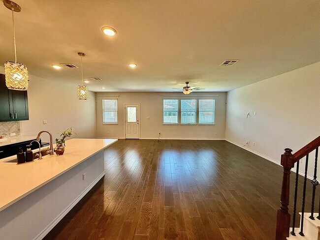 Foto del edificio - 6601 Folsom Ave