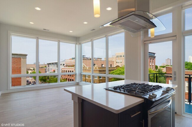 Foto del edificio - 1507 W Carmen Ave