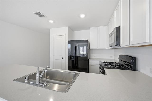 Building Photo - 3125 Tokara St